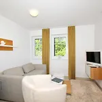 Apartment strandnahe FeWo mit Terrasse, gratis Nutzung vom AHOI Erlebnisbad und Sauna in Sellin - Rex Rugia FeWo 28-4 *